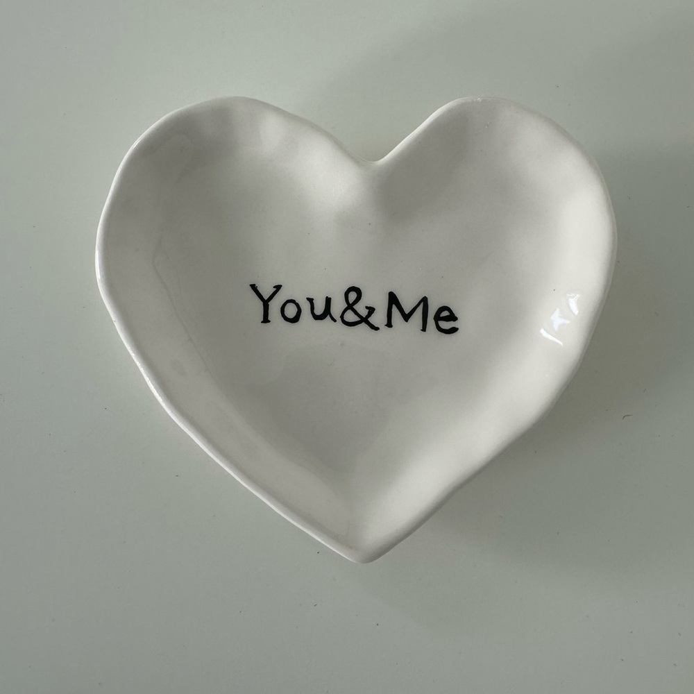 Heart-Shaped Ring Holder Ceramic Jewelry Holder